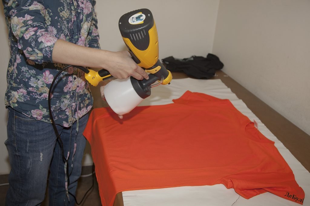 Kak se pravqt teniski - pryskane sys specialen preparat